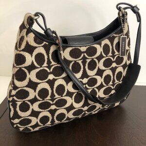 Coach Vintage Signature C Wool Shoulder Bag